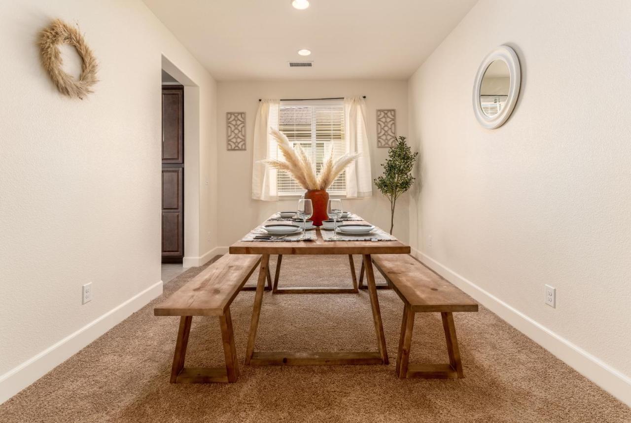 Dream Family Home In South Reno 4 Bed 30 Min To Lake Tahoe المظهر الخارجي الصورة